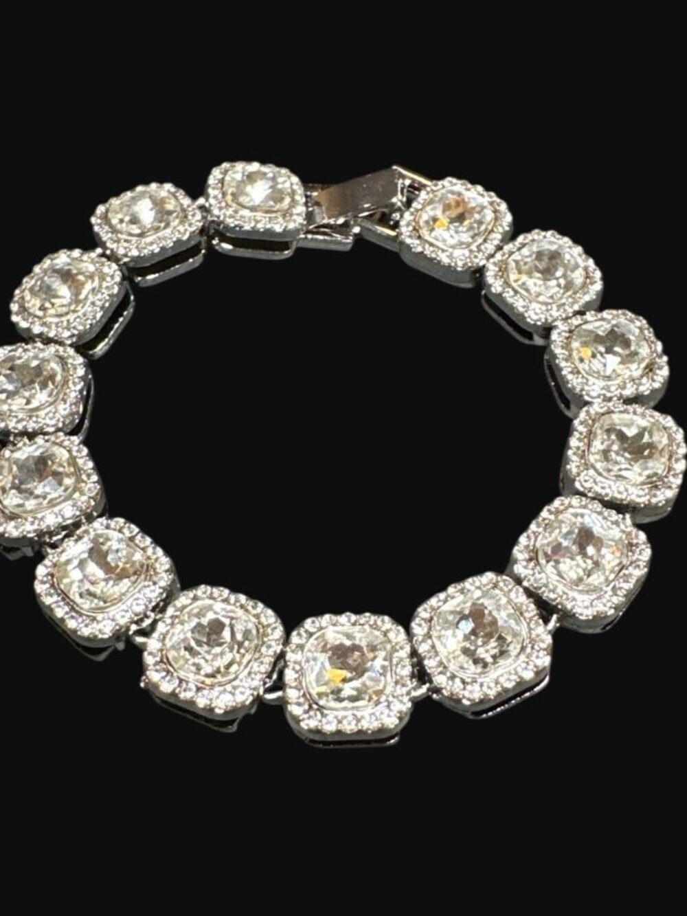 Tennis Bracelet Silver Tone Crystal Rhinestones Cushion Cut Stones Chunky NWOT